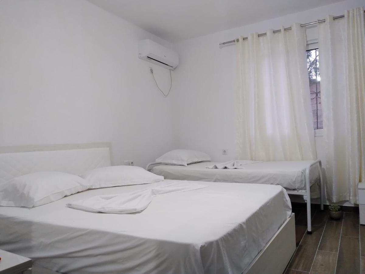 Condo Rooms Sarande Luaran gambar