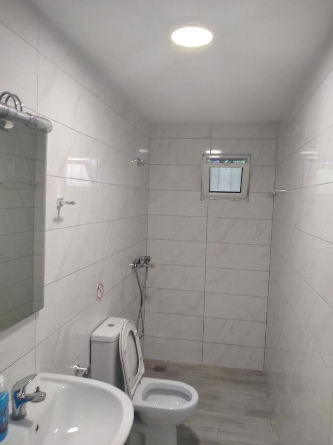 Condo Rooms Sarande Luaran gambar